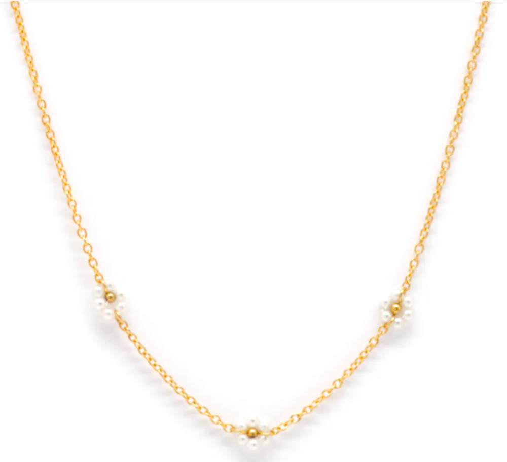 Pearl Daisy Necklace