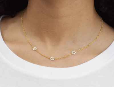 Pearl Daisy Necklace