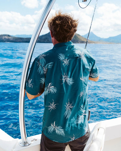 Weekender Woven Performance Tech